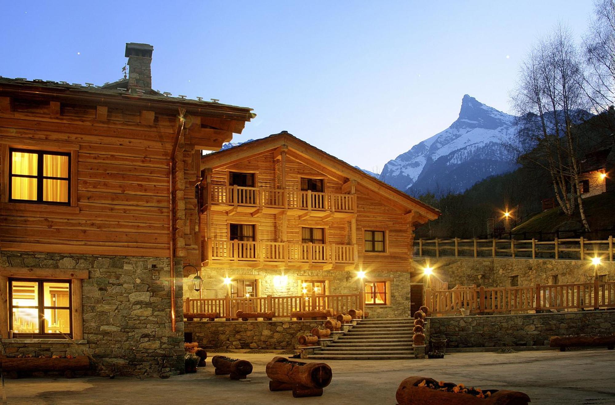 فندق Silou Retreat Champdepraz المظهر الخارجي الصورة
